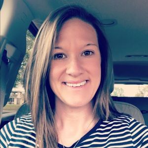 Meet your Posher, Stephanie